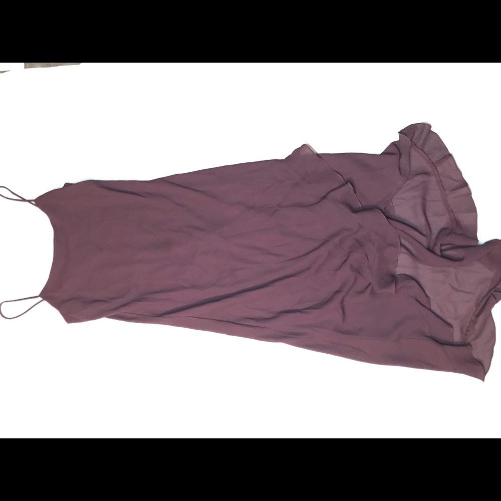 Burgundy spaghetti strap dress!🤩